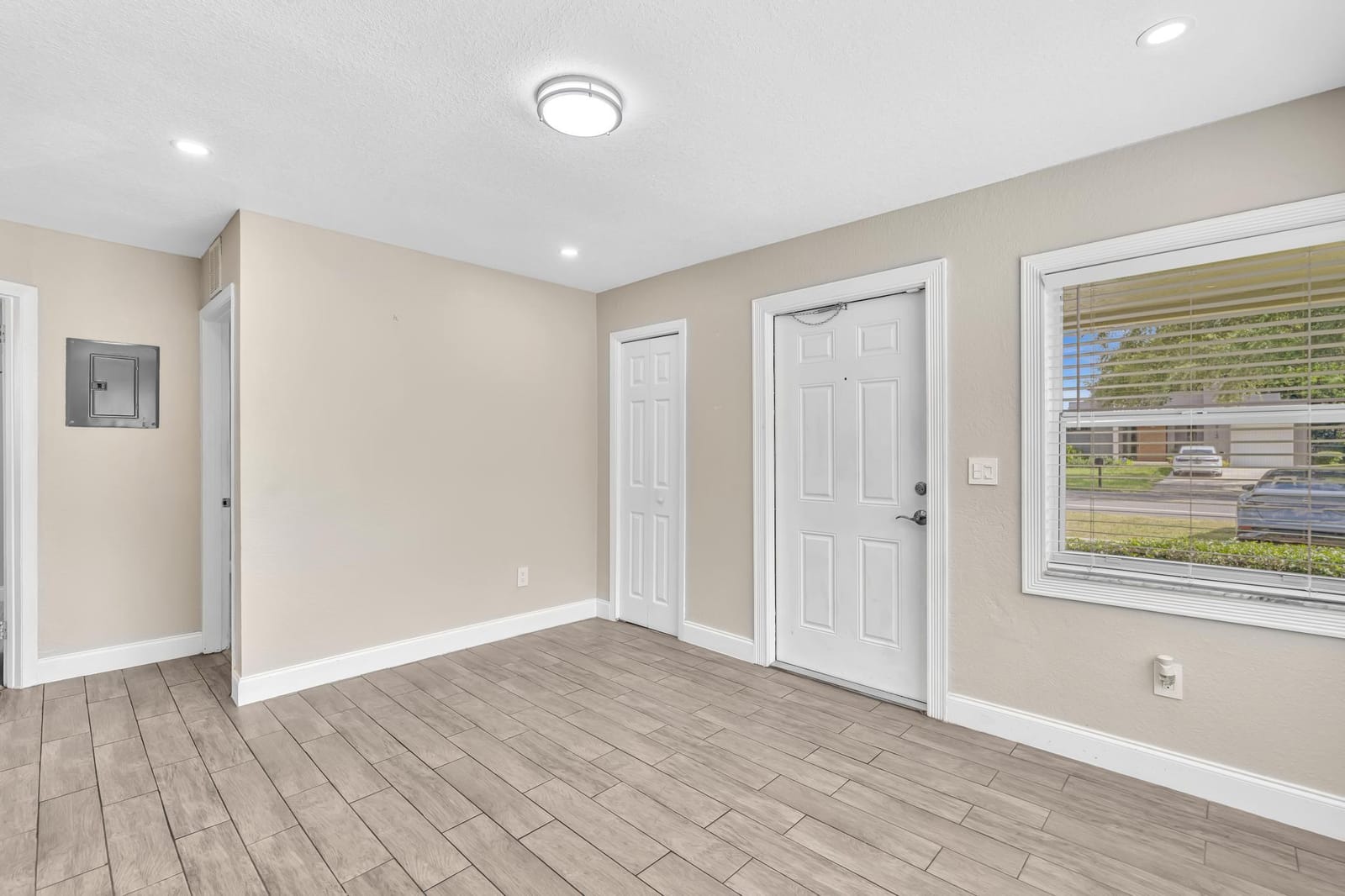 5026 SW 21st Street SW, West Park, FL 33023 photo 15