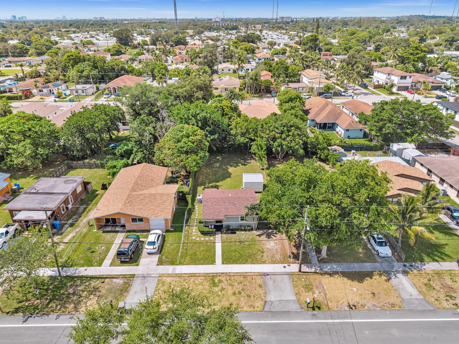 5026 SW 21st Street SW, West Park, FL 33023 photo 3