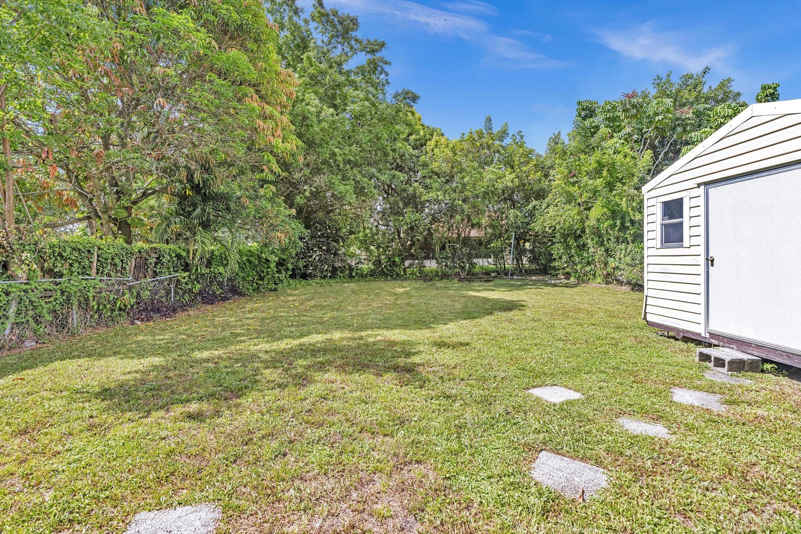 5026 SW 21st Street SW, West Park, FL 33023 photo 21