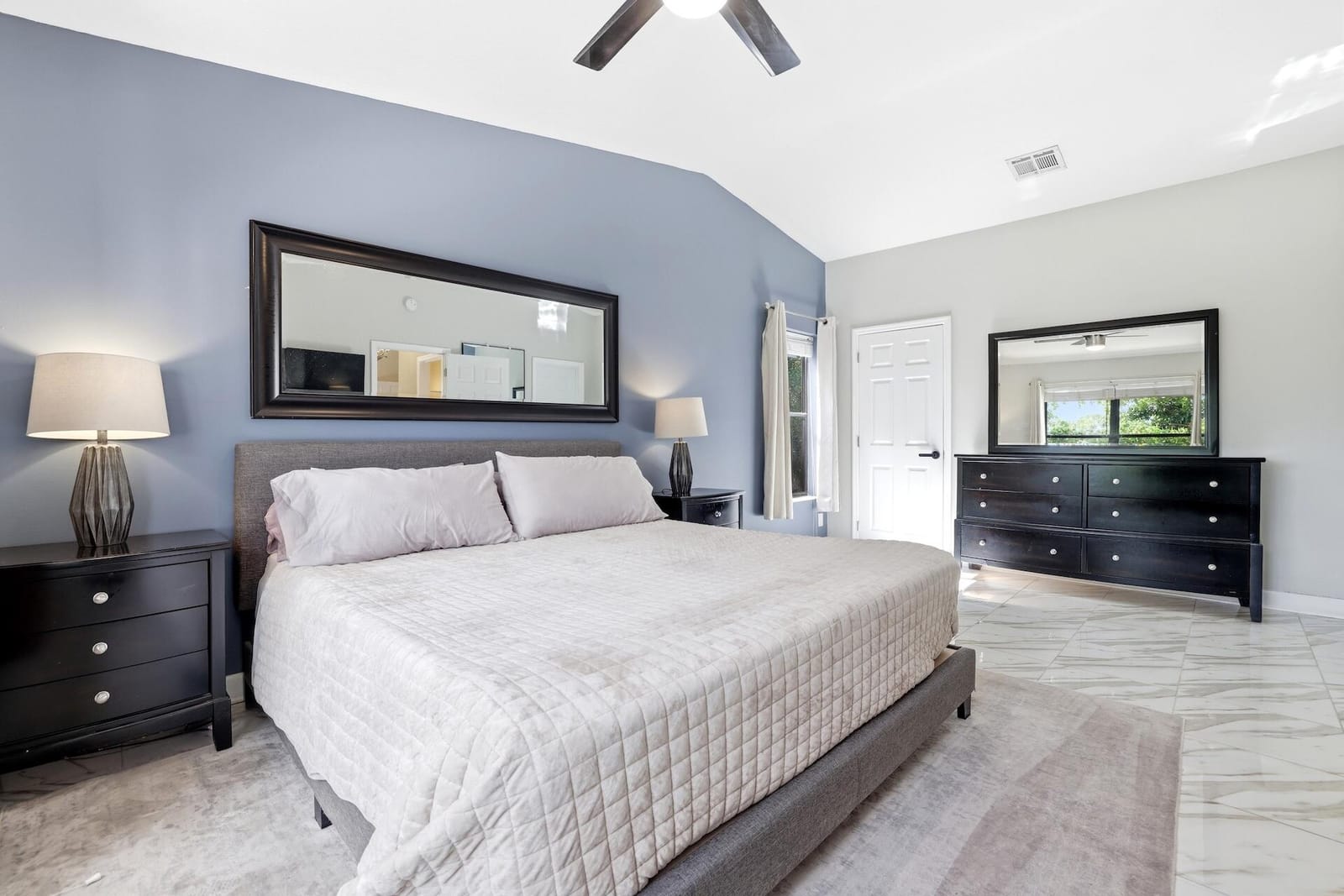 5196 Greenwood Drive — photo 12