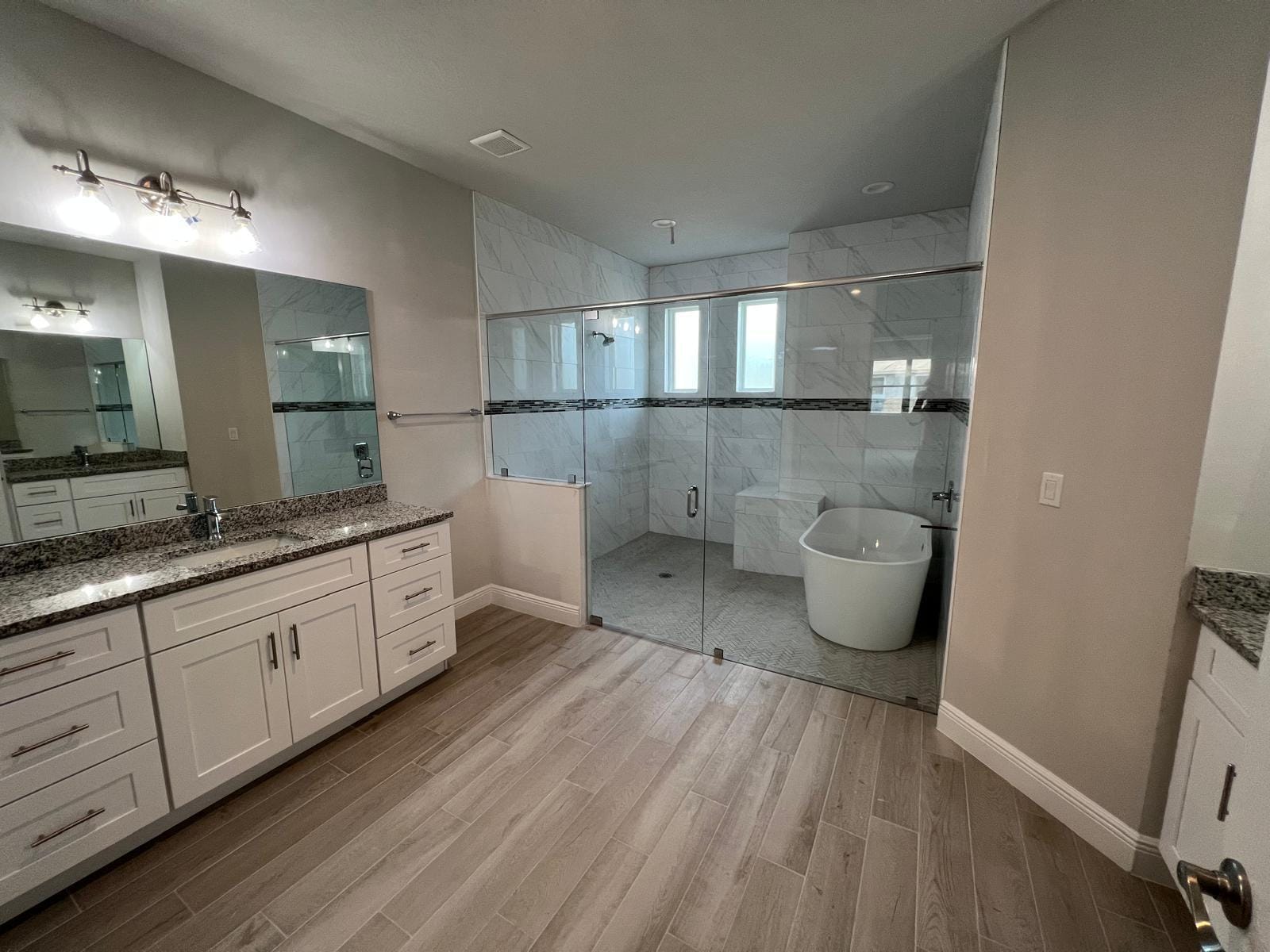 5231 NW Iredell Street — photo 6