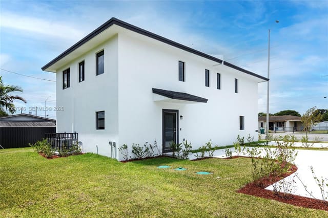 310 NW 6 Street, Homestead, FL 33030