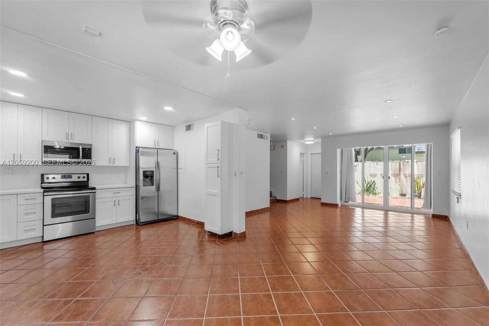 Pending home at 8749 SW 137th Avenue 8749, Miami, FL 33183