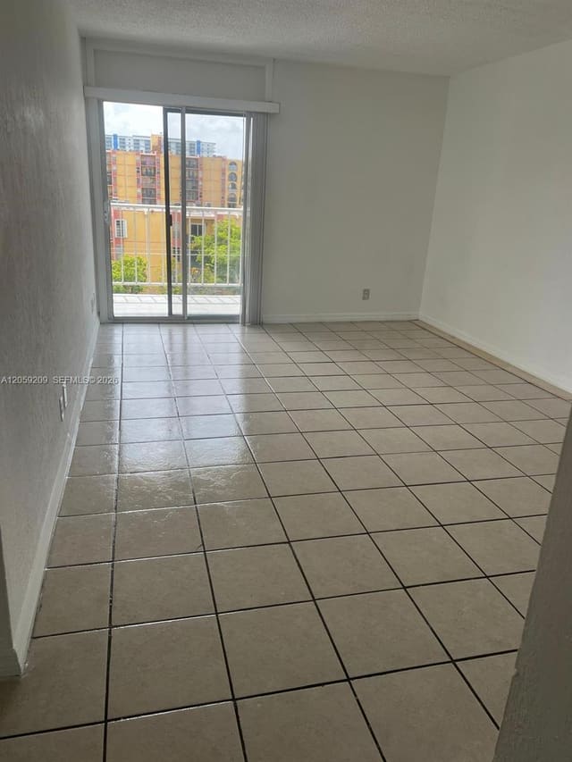 801 NW 47th Avenue W612, Miami, FL 33126