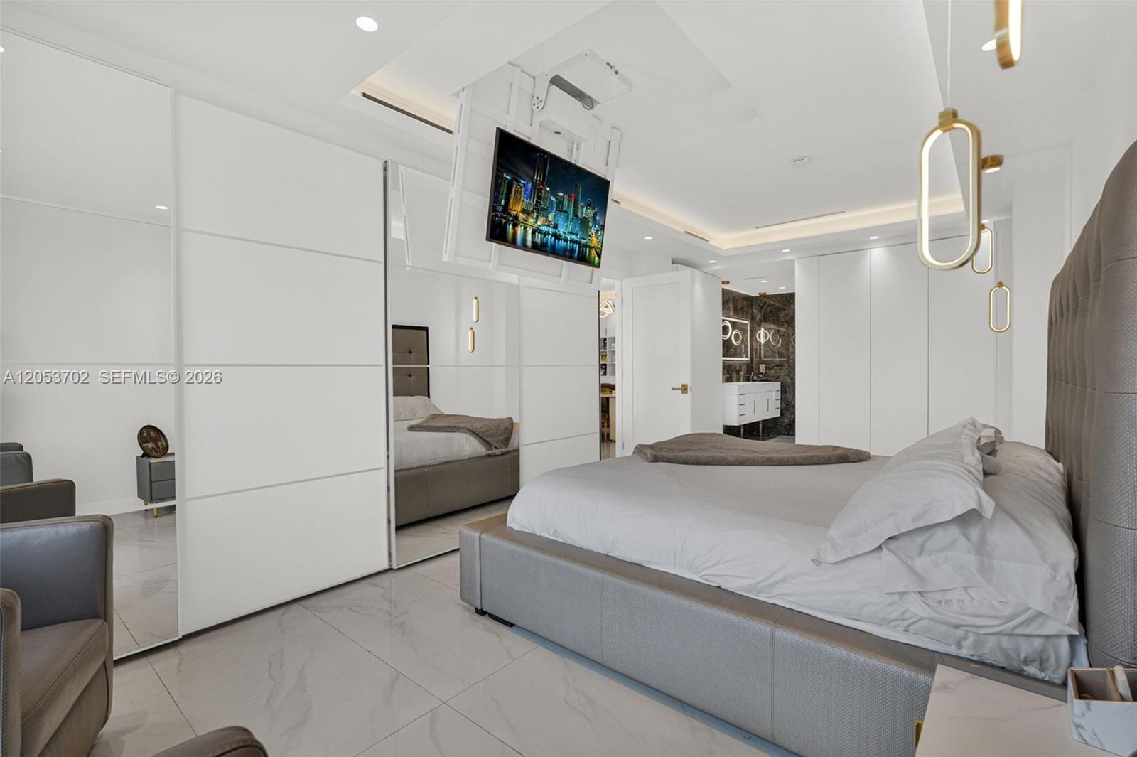 9721 E Bay Harbor Drive 6D — photo 7