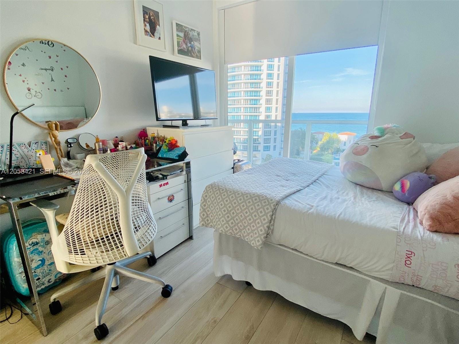 5900 Collins Avenue 1202 — photo 10