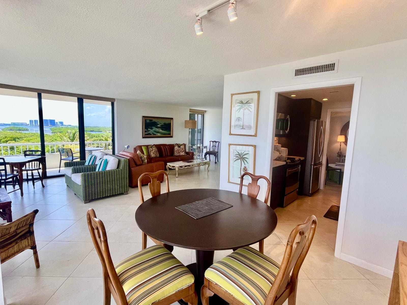 5550 N OCEAN Drive 6D — photo 9