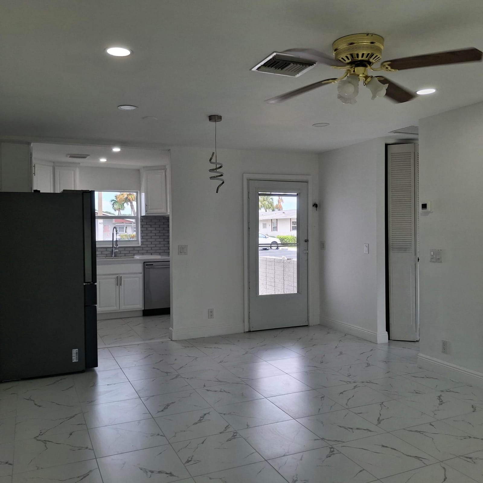 2739 Emory Drive W J, West Palm Beach, FL 33415 photo 4