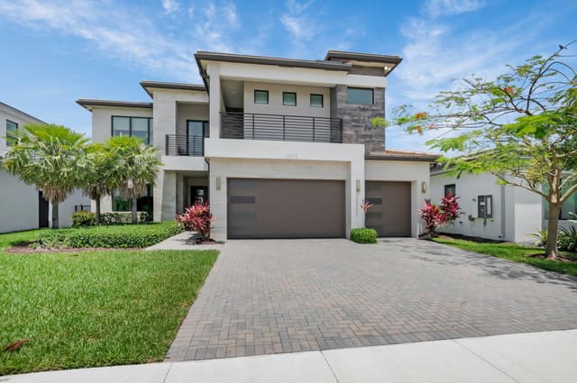 17112 AQUAVERA Way, Boca Raton, FL 33496