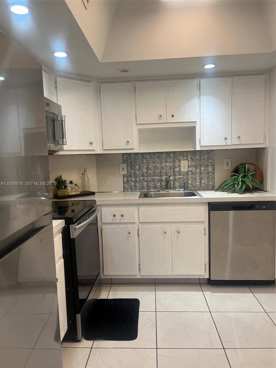 300 Bayview Drive 207 — photo 10