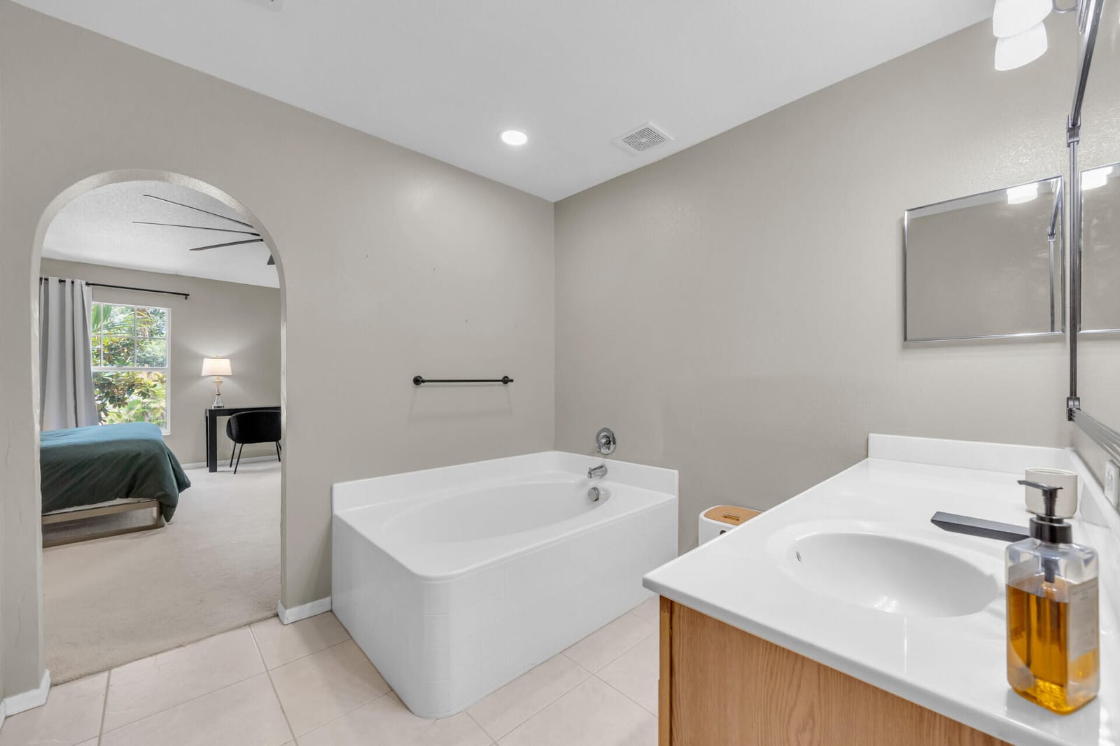 2566 12TH Square SW, Vero Beach, FL 32968 photo 28