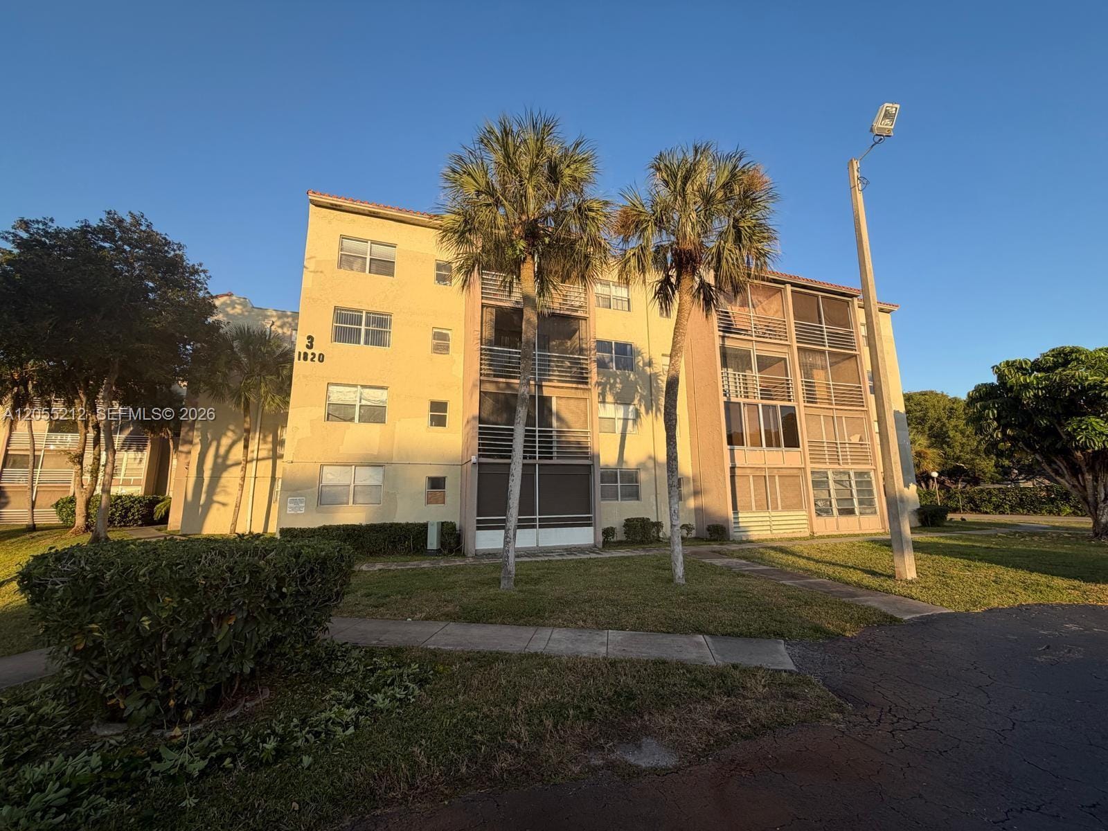 1820 SW 81st Avenue 3107 — photo 12