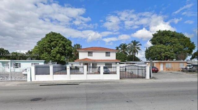 961 E 9th Street, Hialeah, FL 33010
