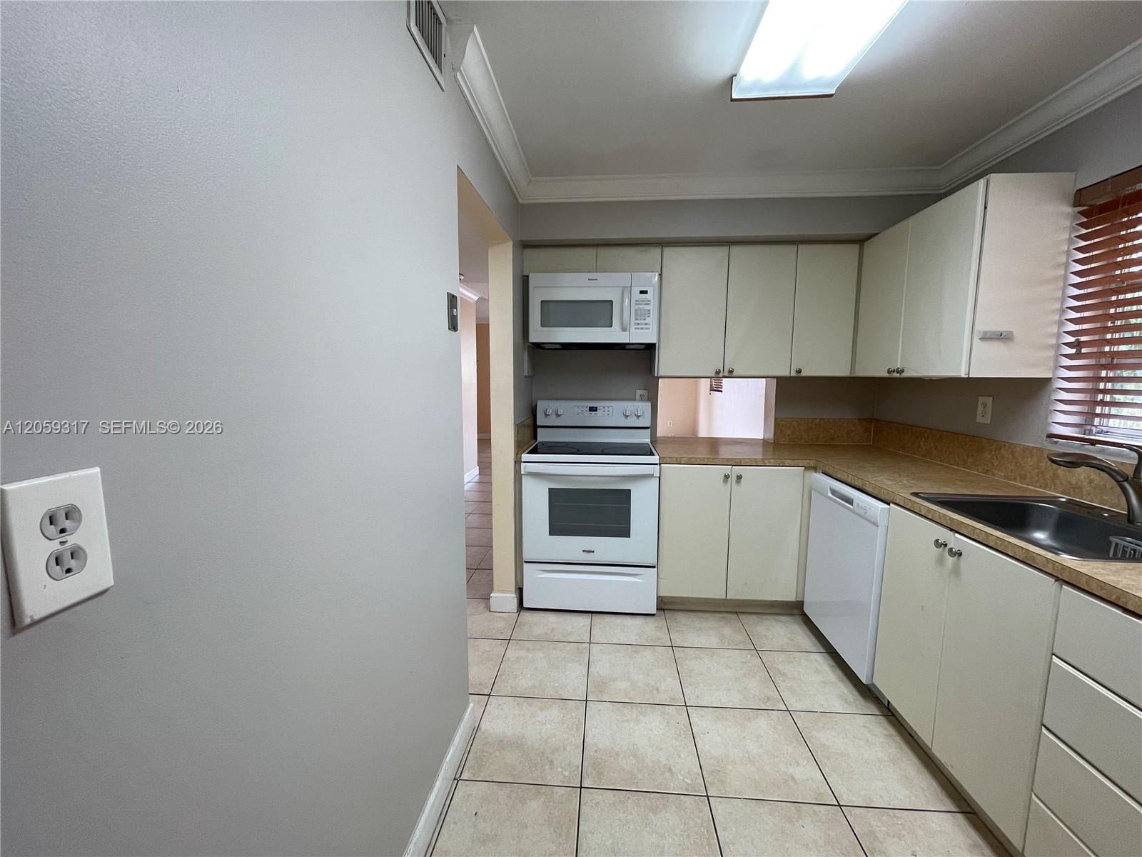 8600 SW 109th Avenue 4-220, Miami, FL 33173 photo 9