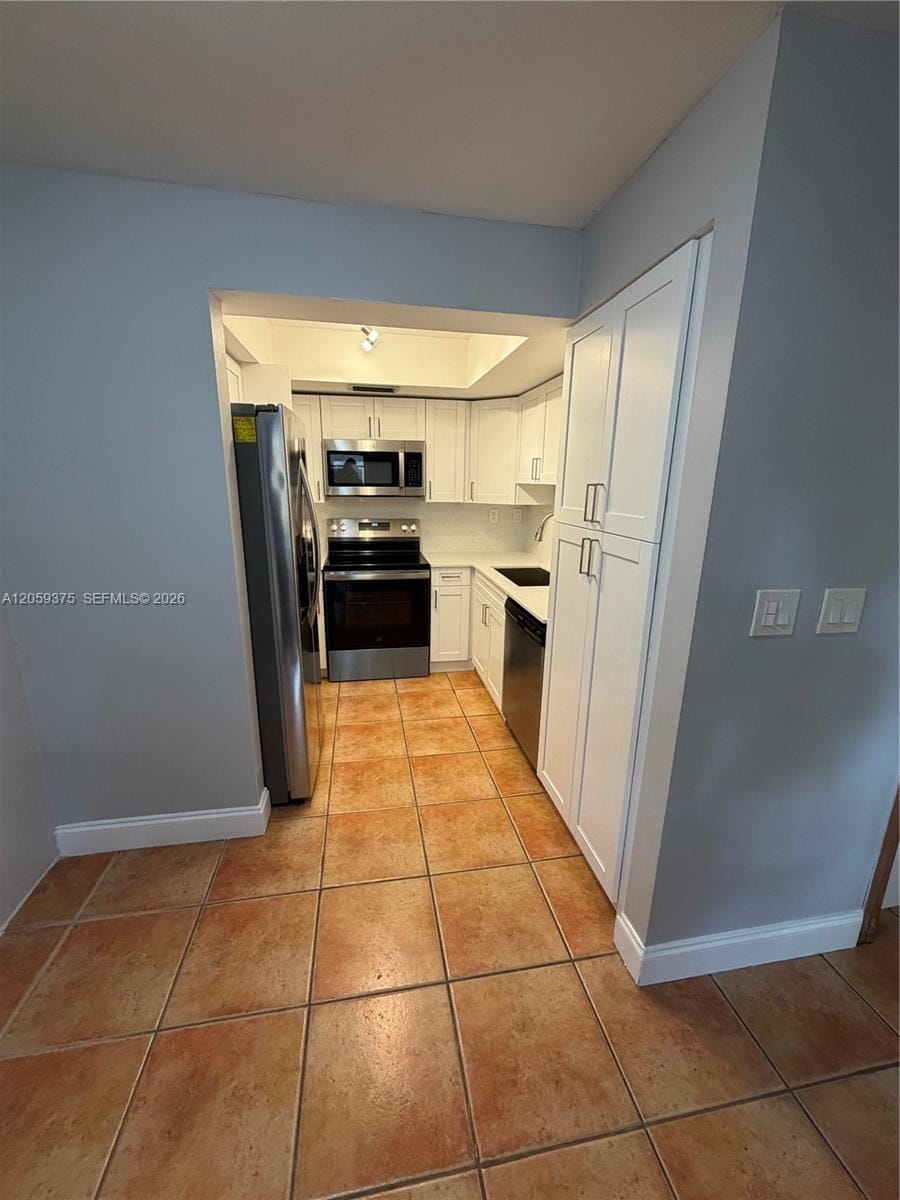 8810 SW 123rd Court M-209, Miami, FL 33186 photo 3