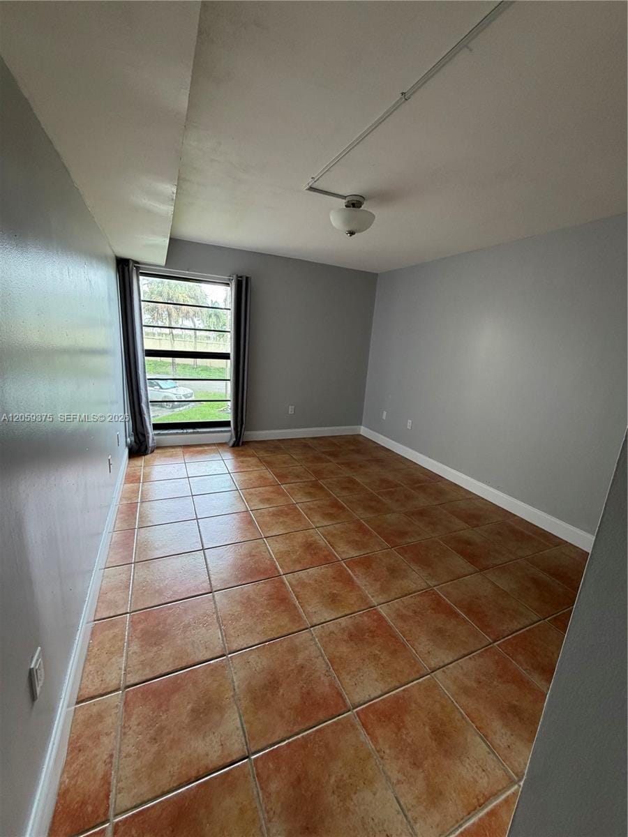 8810 SW 123rd Court M-209, Miami, FL 33186 photo 6
