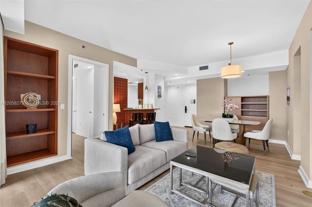 1395 Brickell Avenue 2813, Miami, FL 33131