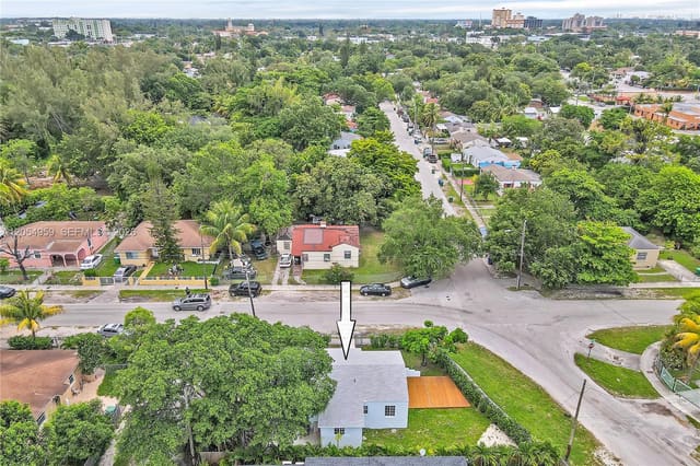 6344 NW Miami Place, Miami, FL 33150