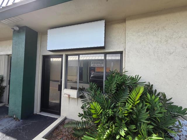 1463 SE VILLAGE GREEN Drive A9, Port St. Lucie, FL