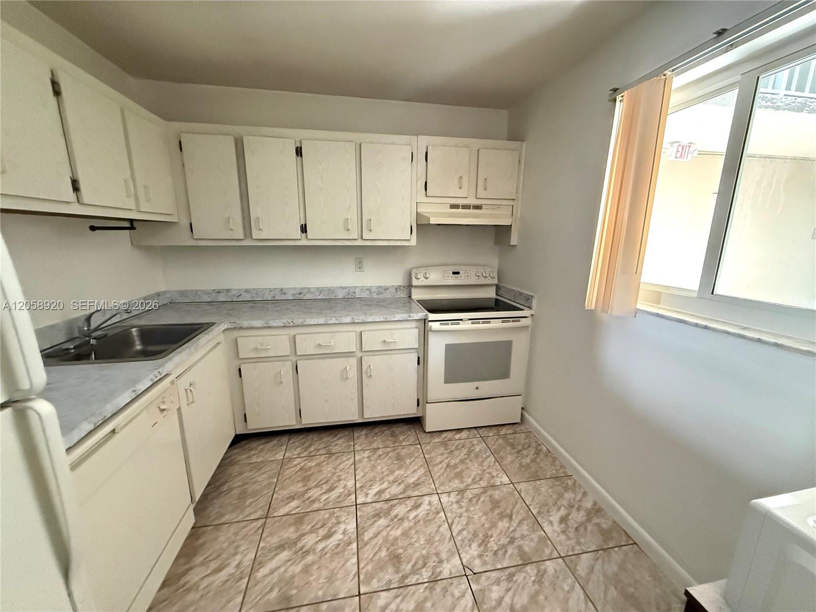 7720 Camino Real 107 — photo 7