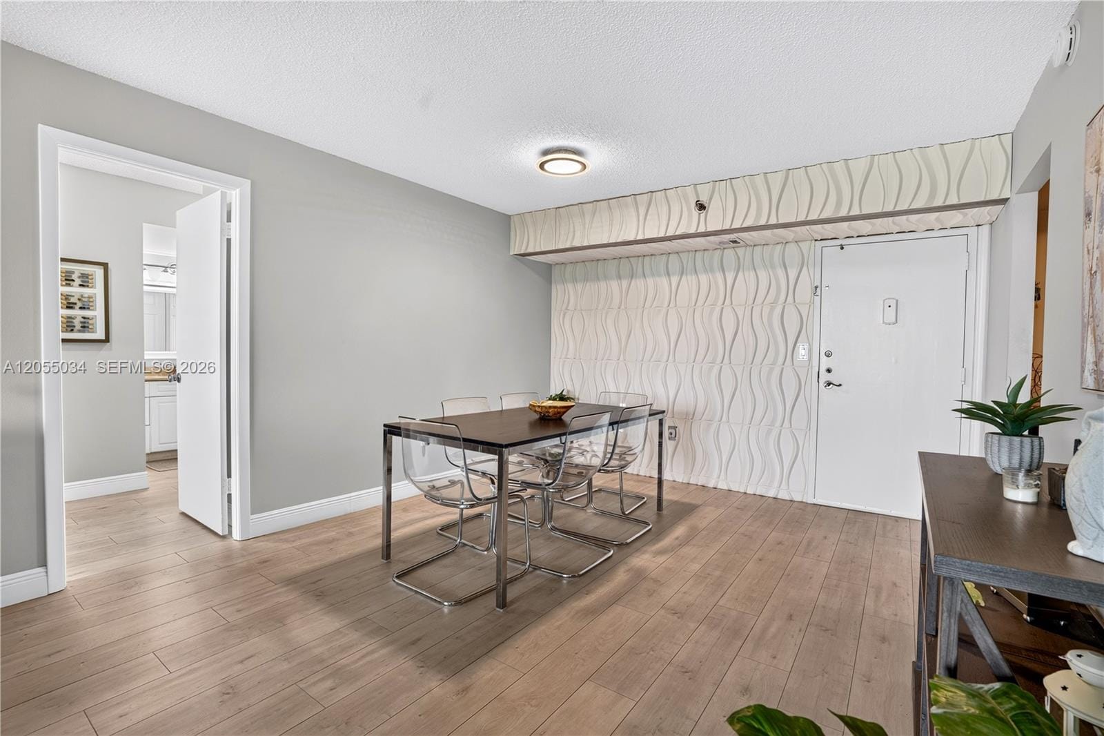 900 Saint Charles Place 621 — photo 6