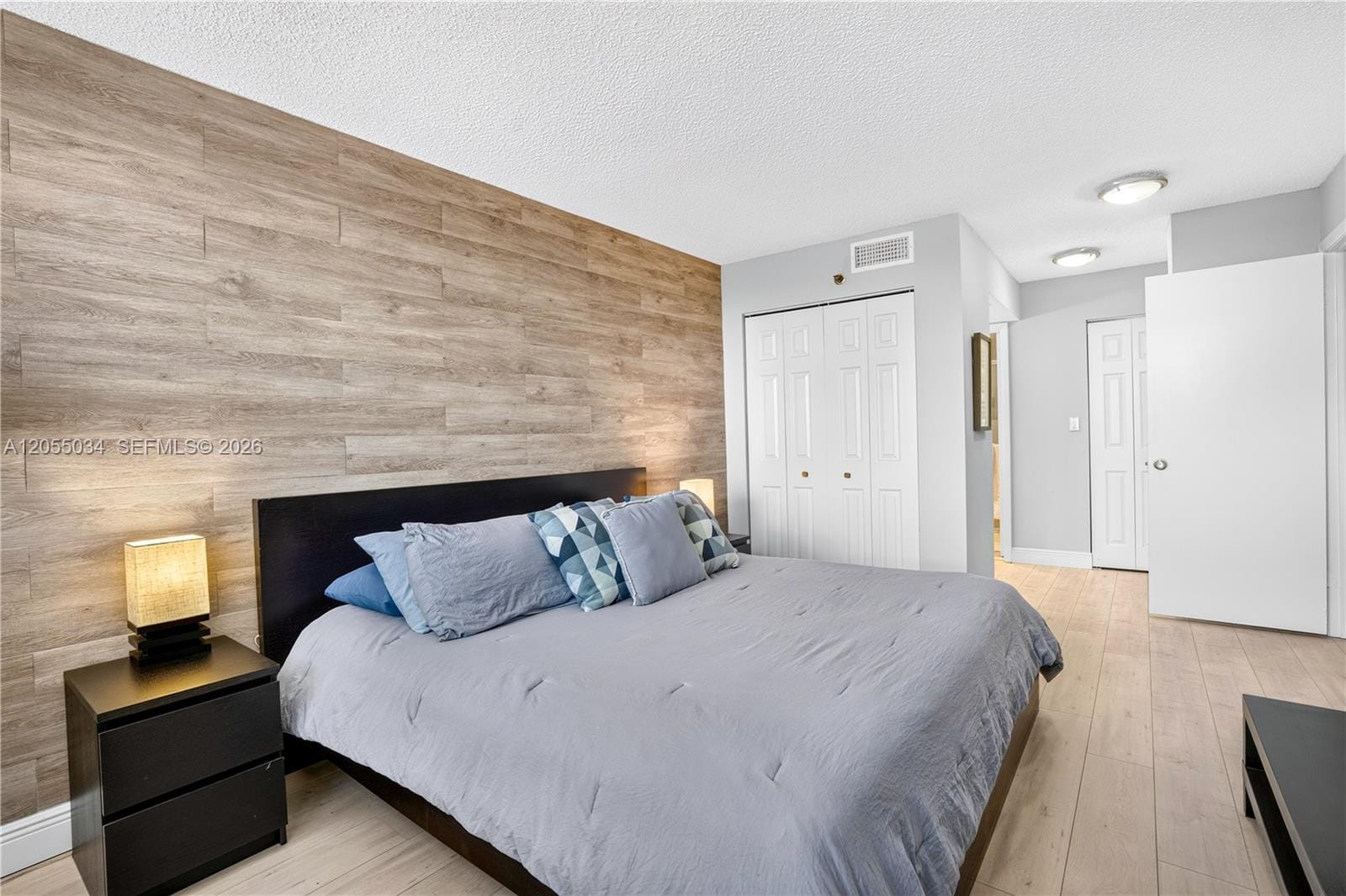 900 Saint Charles Place 621 — photo 12