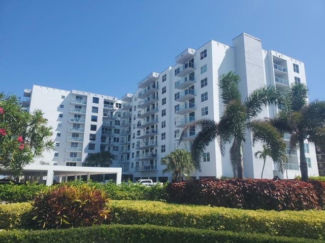3450 S Ocean Boulevard 219, Palm Beach, FL 33480