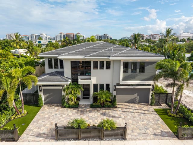 255 NE 3rd Street, Boca Villas, Boca Raton, FL