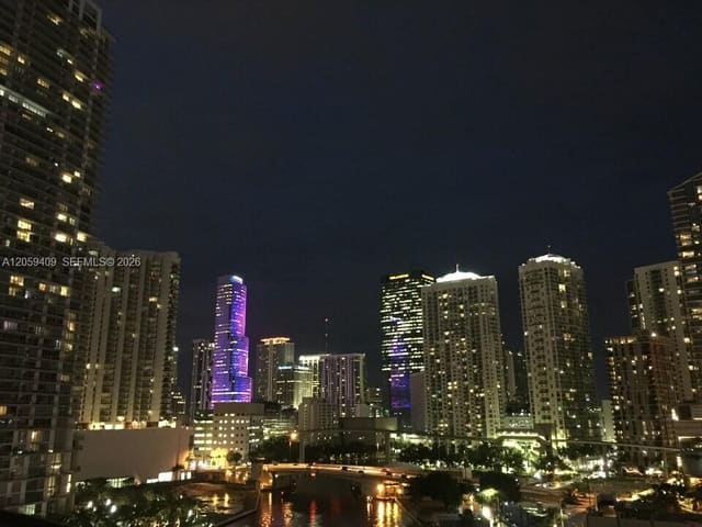 690 SW 1st Court 1220, Miami, FL 33130