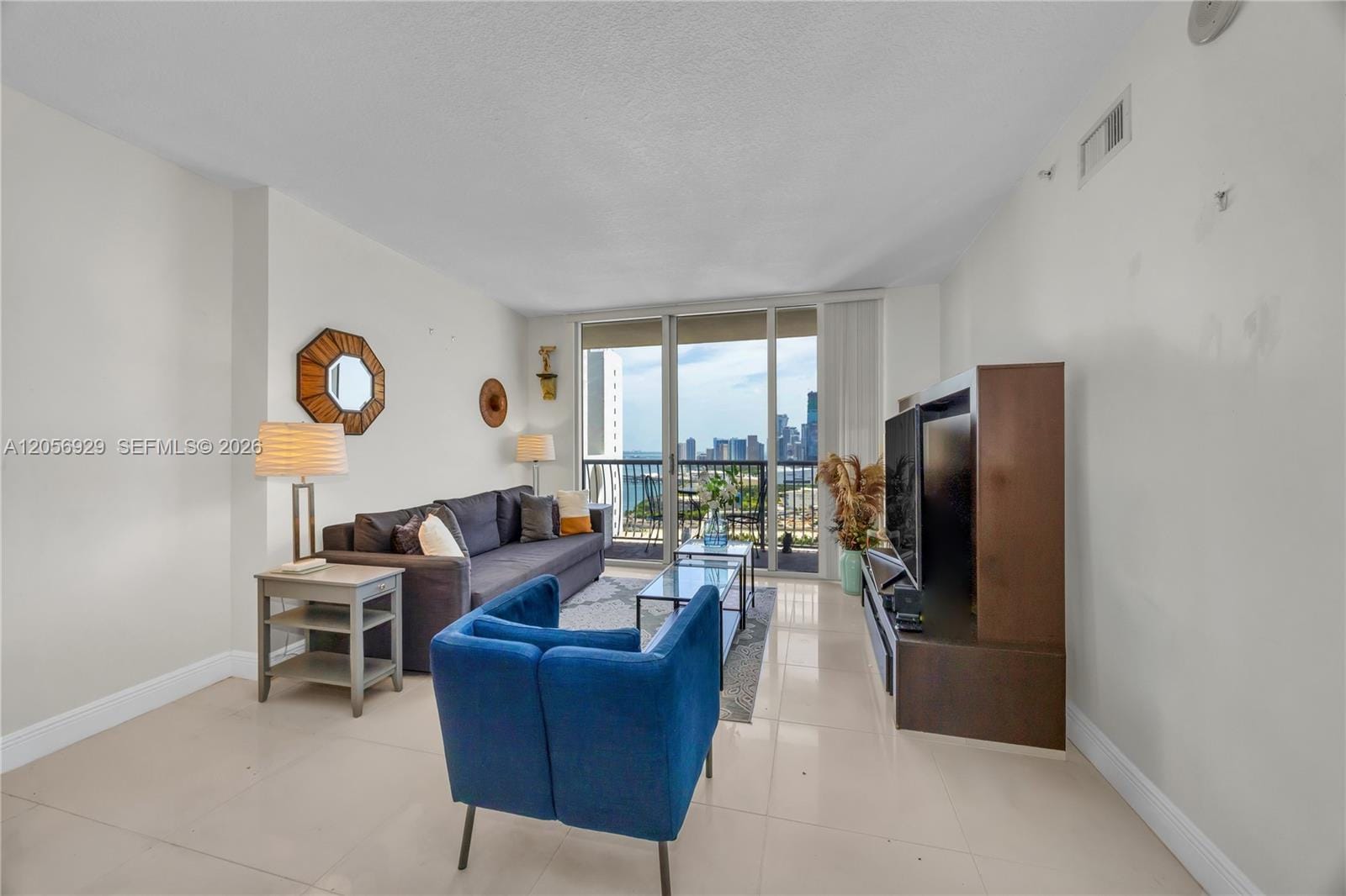 1750 N Bayshore Drive 3310 — photo 3