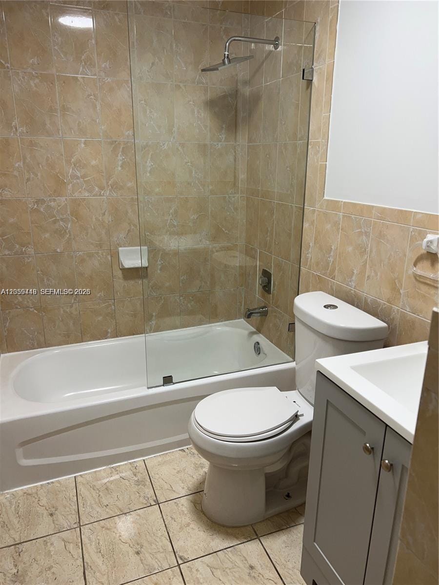 645 W 68th Street 645 — photo 11