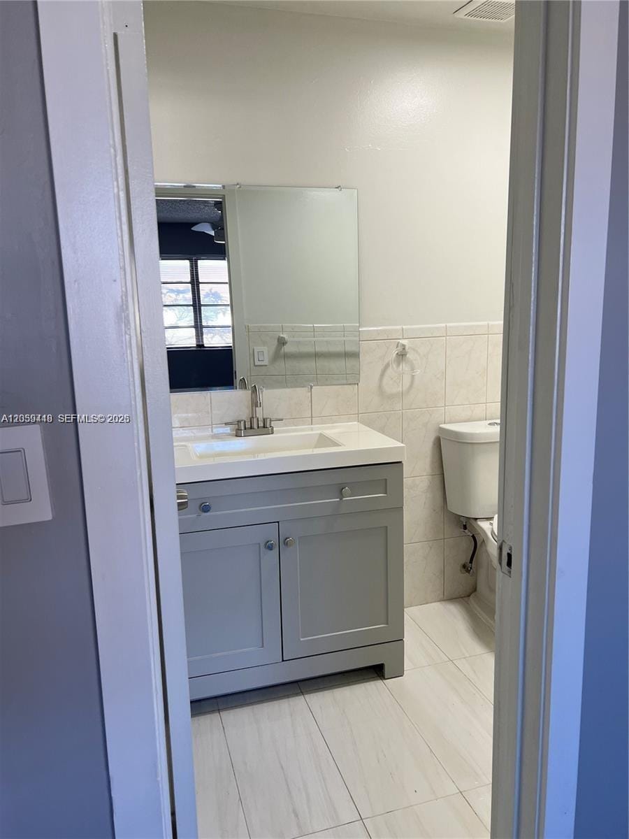 645 W 68th Street 645, Hialeah, FL 33014 photo 20