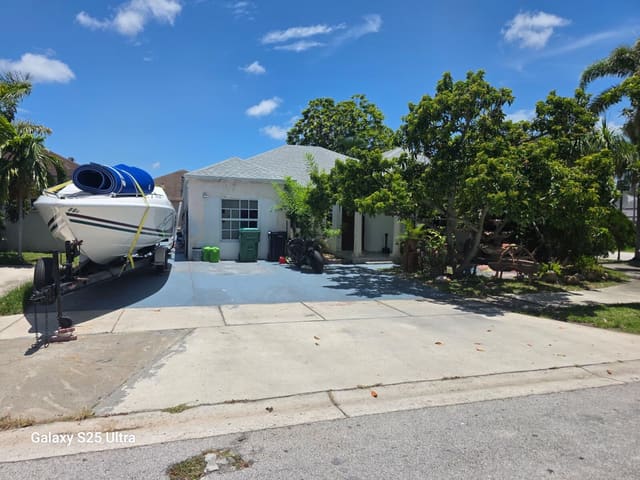 15931 SW 143RD Court, American Homes 1st, Miami, FL