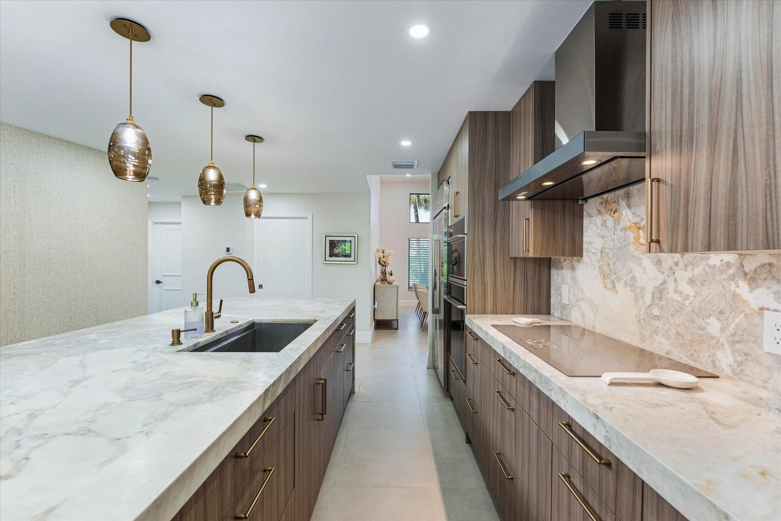 7190 MONTRICO Drive — photo 8