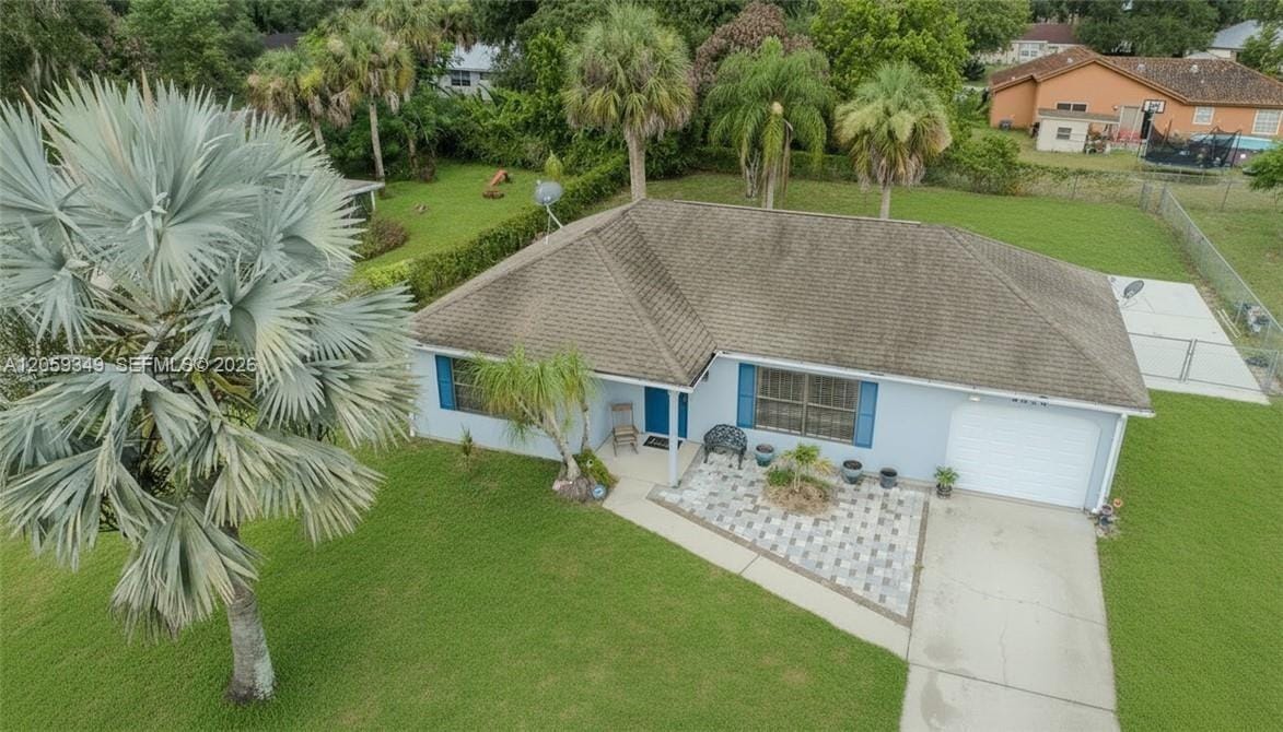 4016 E Sunflower Circle, LaBelle, FL 33935 photo 2