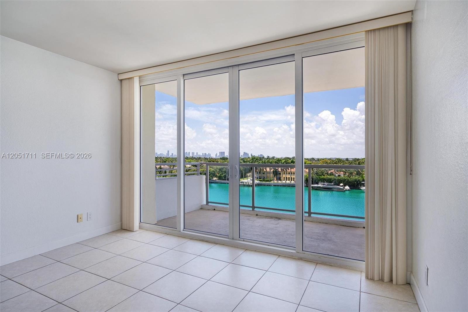 5600 Collins Avenue 7J — photo 4