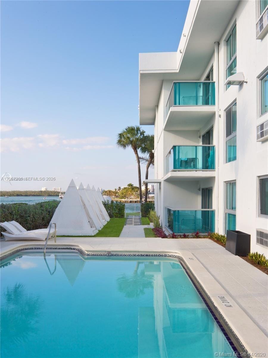 290 Bal Bay Drive 107 — photo 2