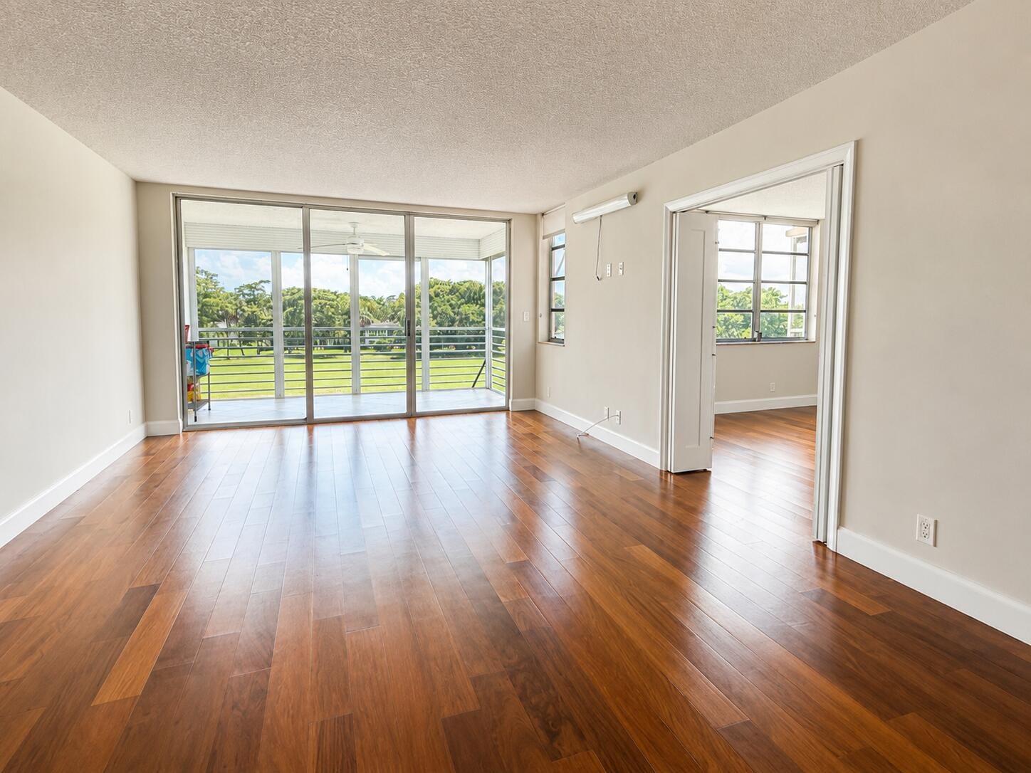 4030 W PALM AIRE Drive 402 — photo 2