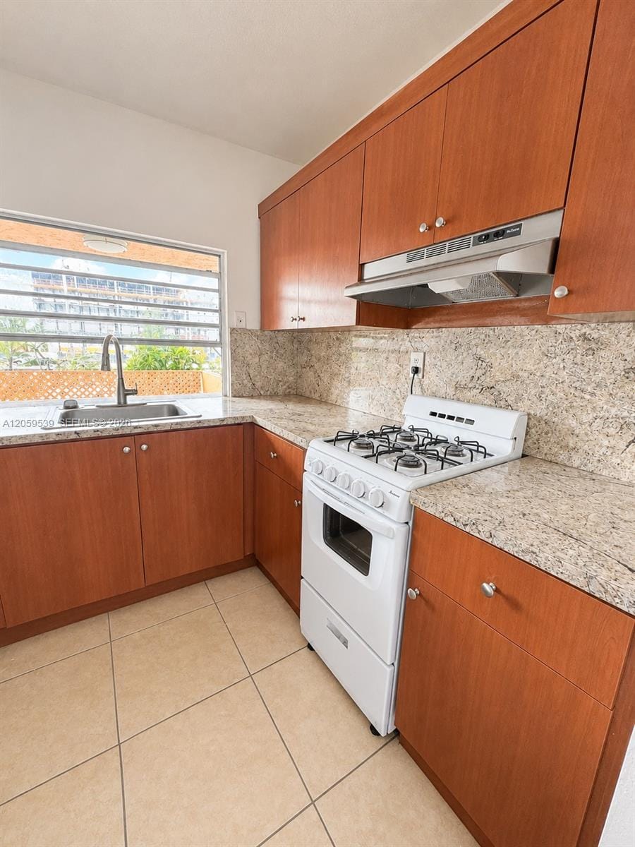 6850 W 14th Court A24, Hialeah, FL 33014 photo 1