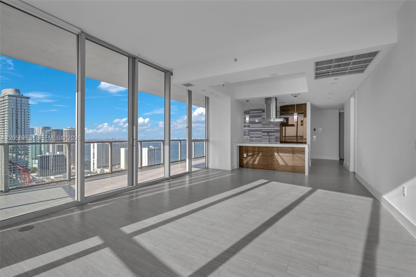 1100 Biscayne Boulevard 4308, Miami, FL 33132 photo 11
