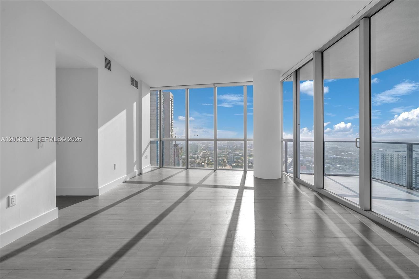 1100 Biscayne Boulevard 4308, Miami, FL 33132 photo 7