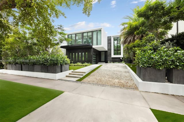 5630 Pine Tree Drive, Miami Beach, FL 33140