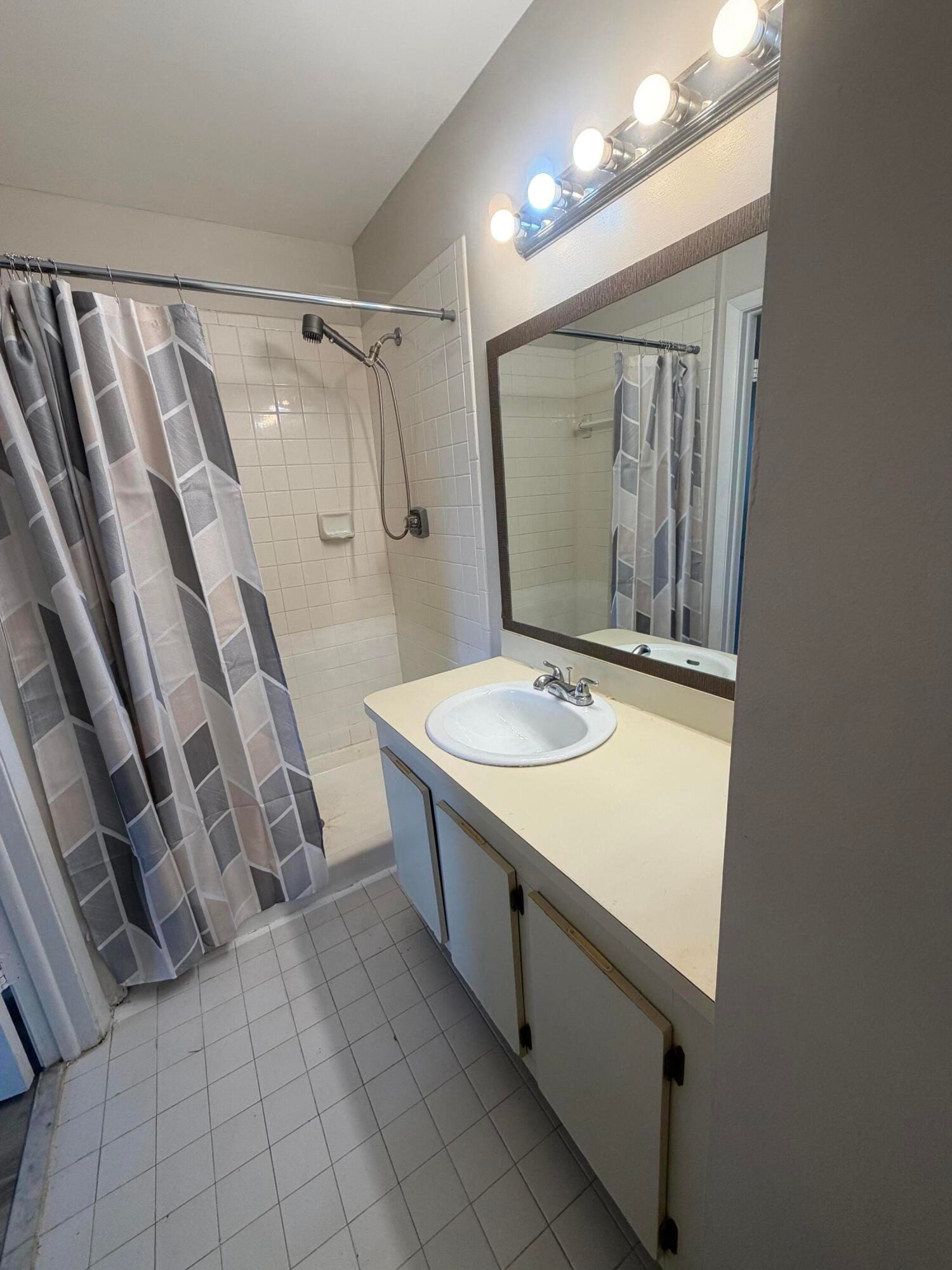 729 NW 103RD Terrace 201, Pembroke Pines, FL 33026 photo 17