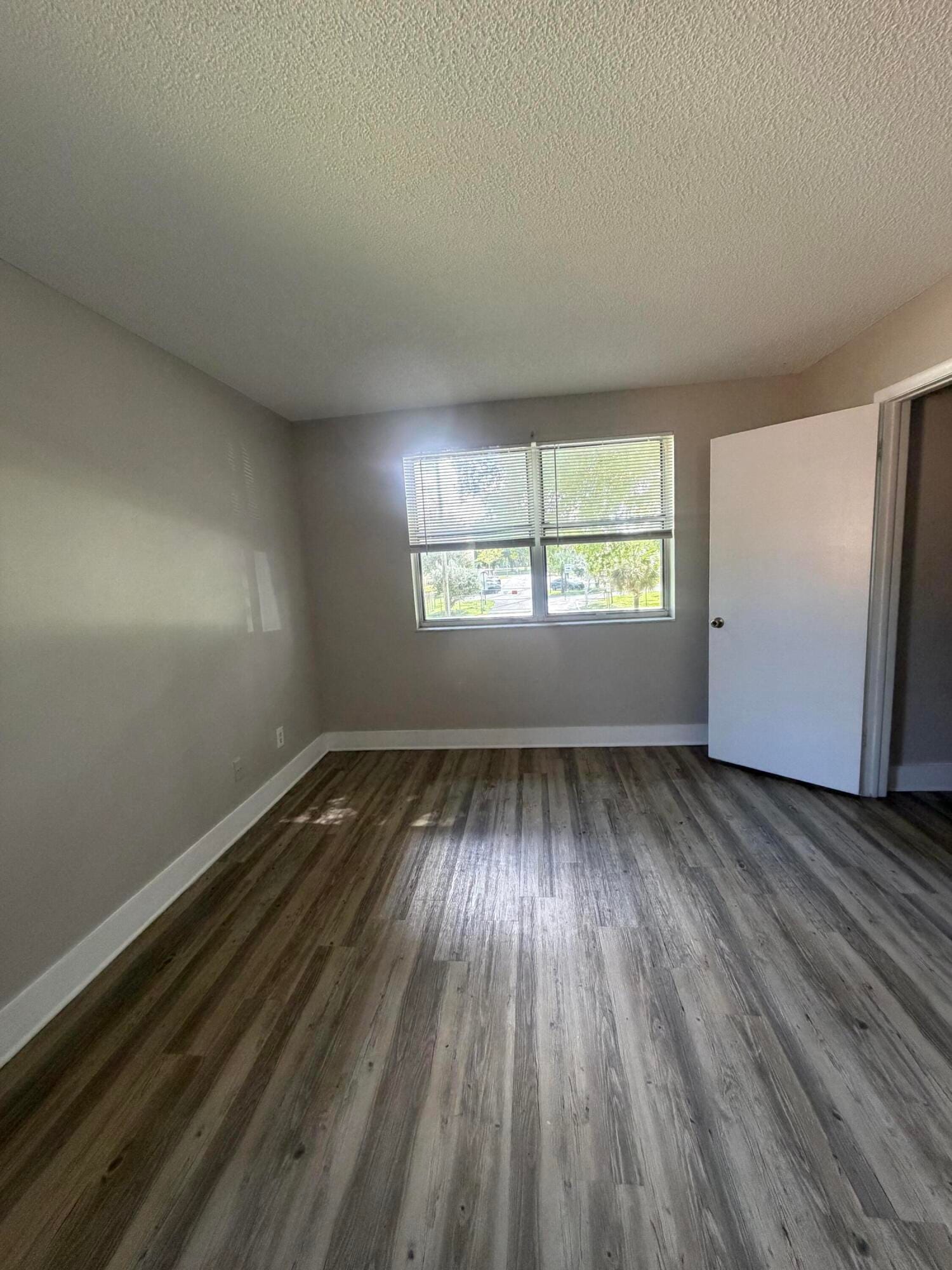 729 NW 103RD Terrace 201, Pembroke Pines, FL 33026 photo 9