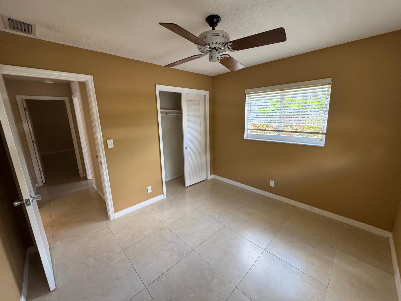 4717 NW 49TH Place — photo 9