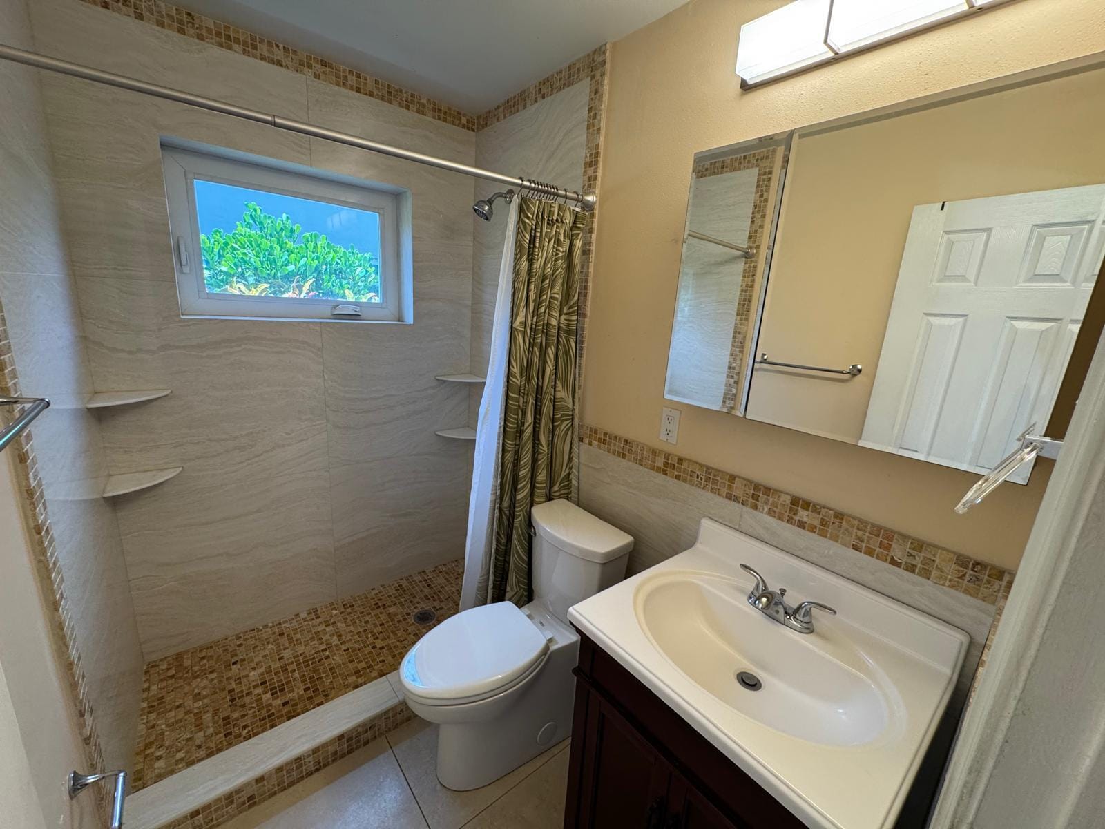 4717 NW 49TH Place, Tamarac, FL 33319 photo 14