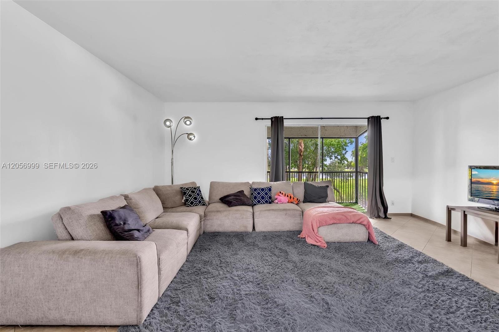 3021 N Oakland Forest Drive 208 — photo 6
