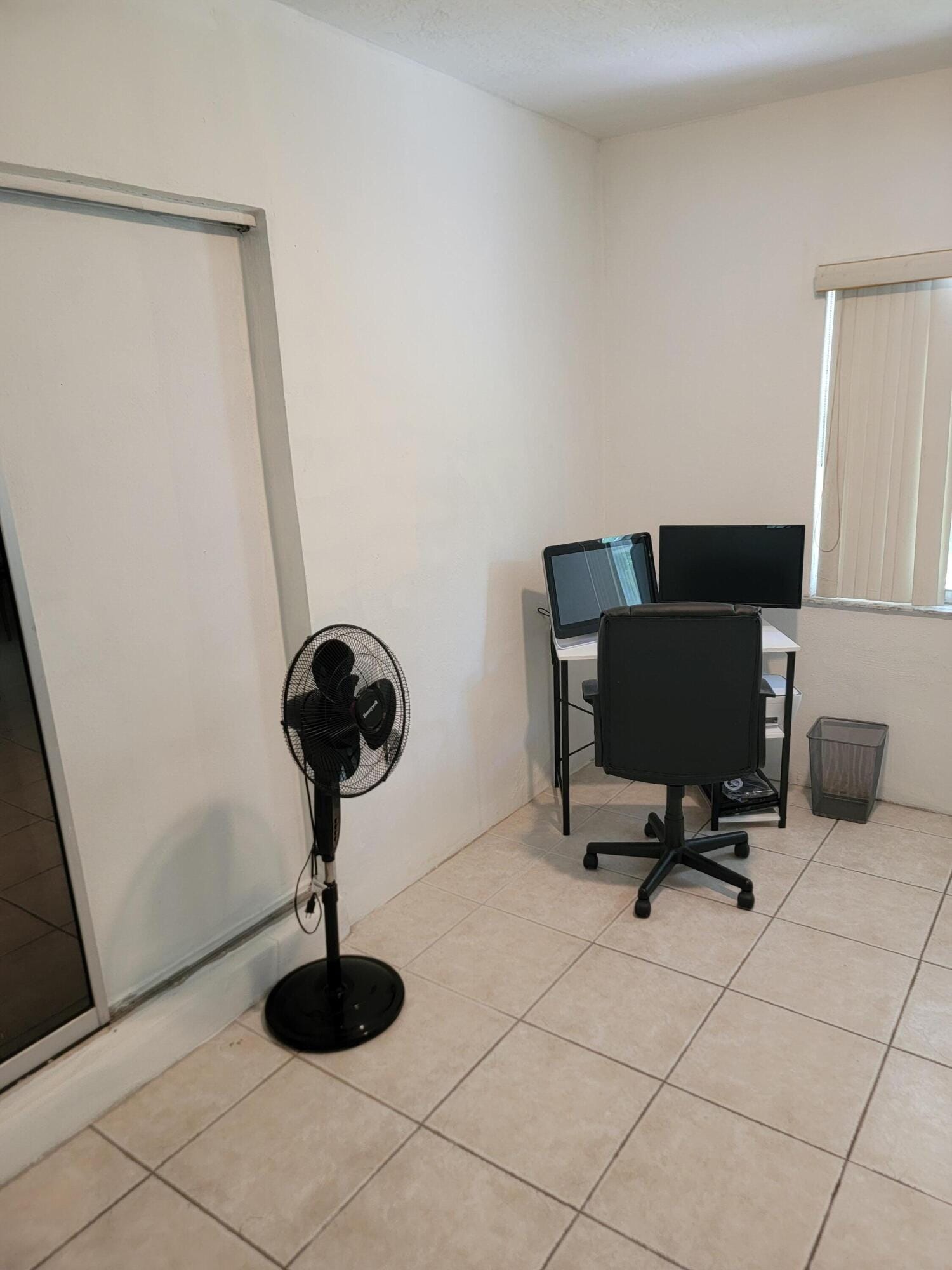 5165 SW 10TH Court, Margate, FL 33068 photo 22