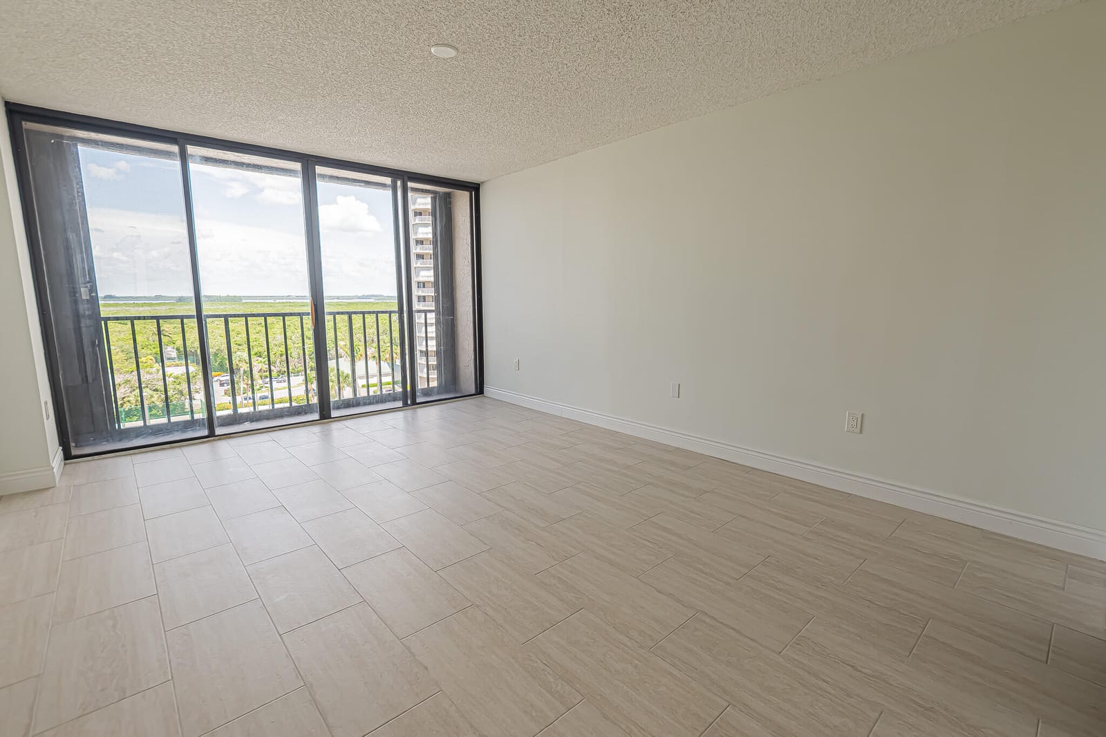 5047 N Hwy A1A #705 — photo 8