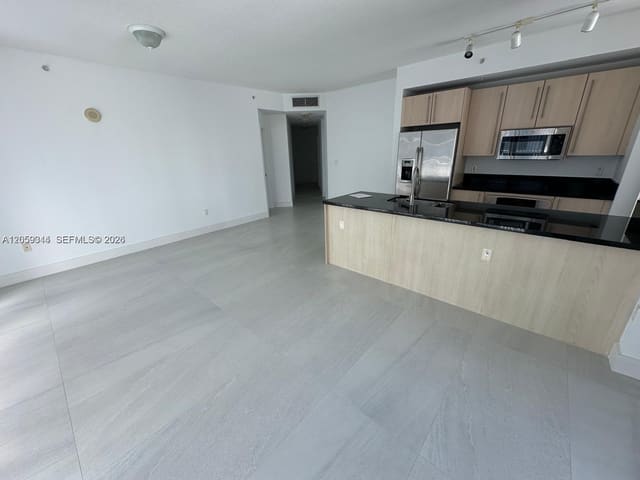 1111 SW 1st Avenue 1720-N, Miami, FL 33130